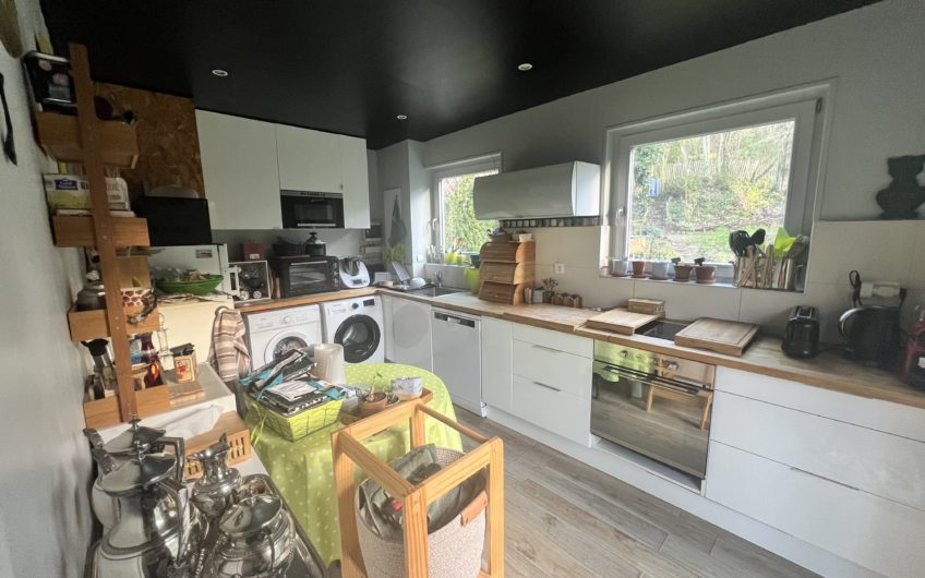 A VENDRE- Vente à terme occupée- Superbe maison en bois à Saint Aubin